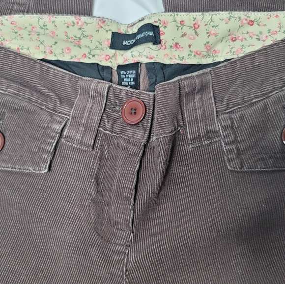 Victoria's Secret Moda Intl. Corduroy. - Picture 3 of 6